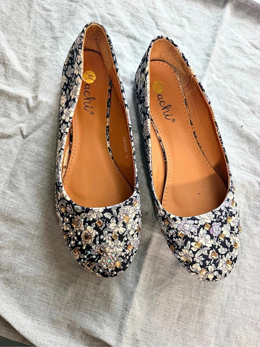 Floral Flats in Black & Pink
